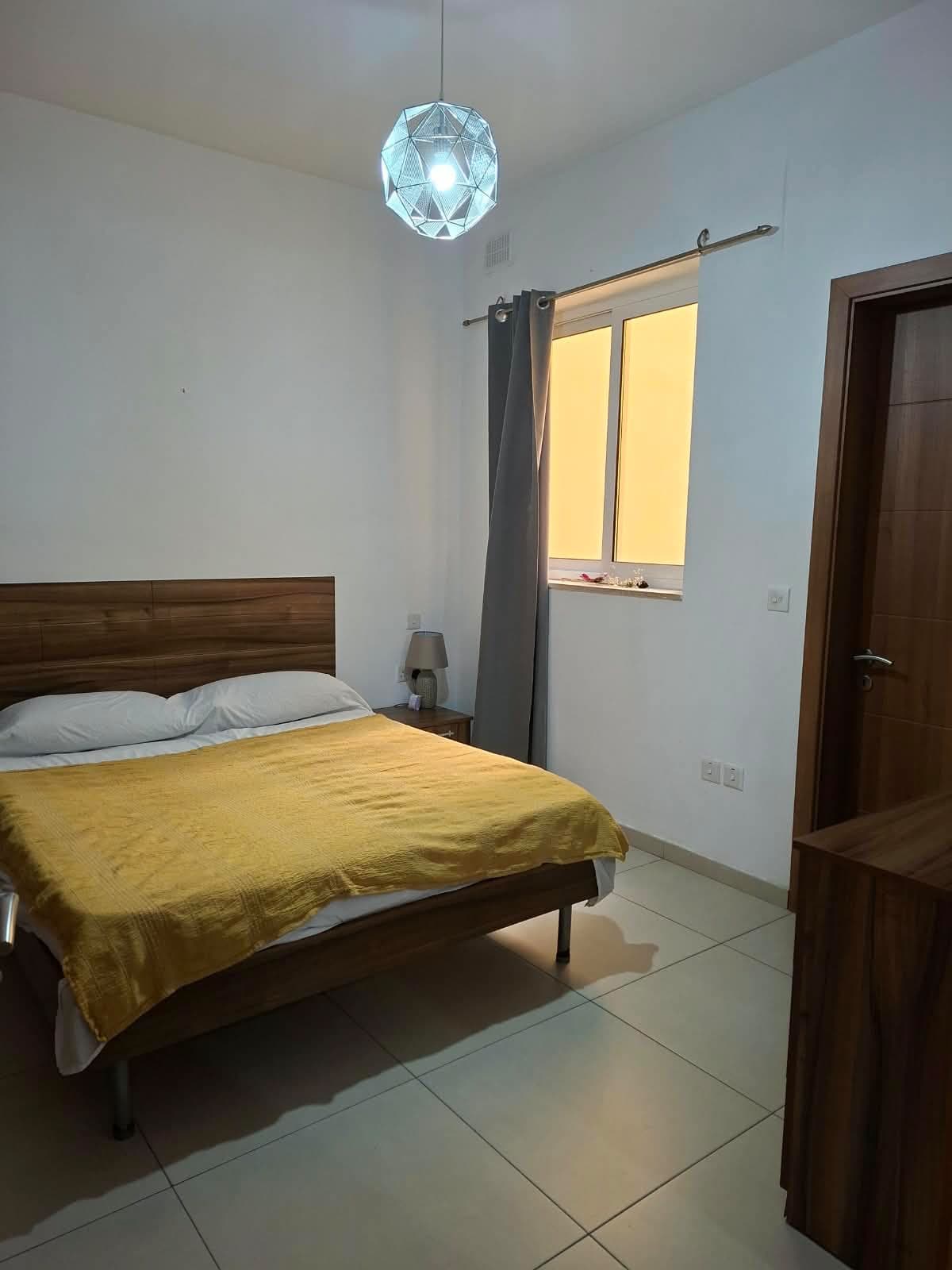 Two Bedroom Apartment in Sliema - thumbnail 6