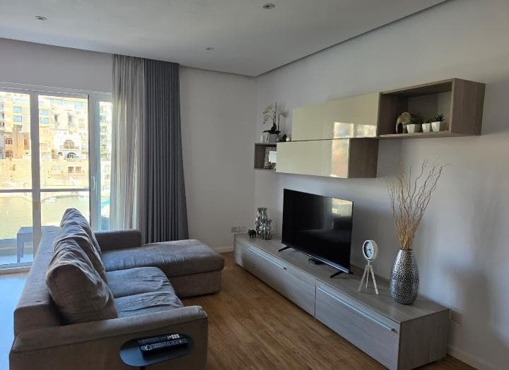 Apartment in St Julians  - thumbnail 3