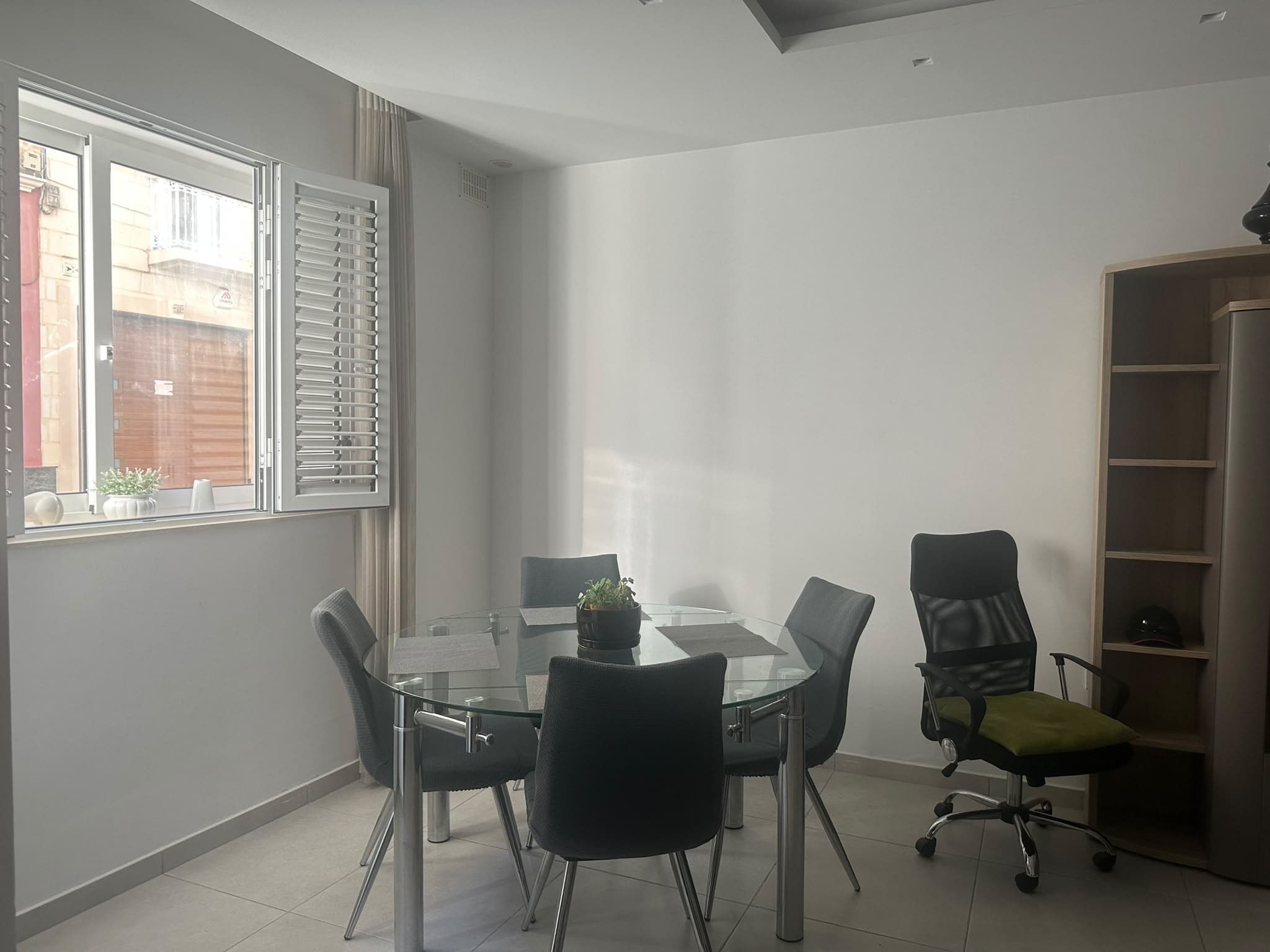 Three Bedroom Maisonette with Private Yards in Rabat - thumbnail 4