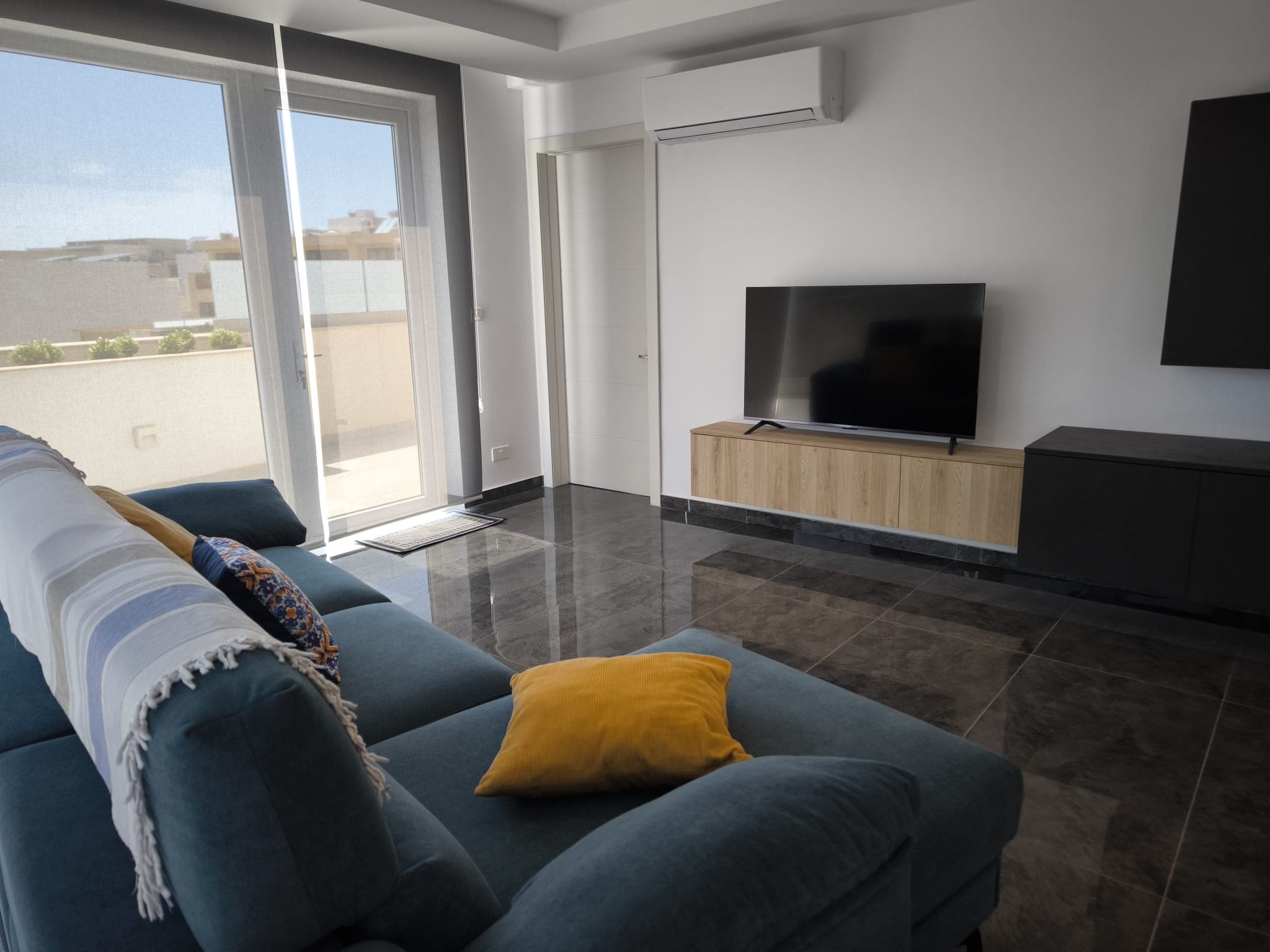 Seaview Penthouse in Mankata - thumbnail 2
