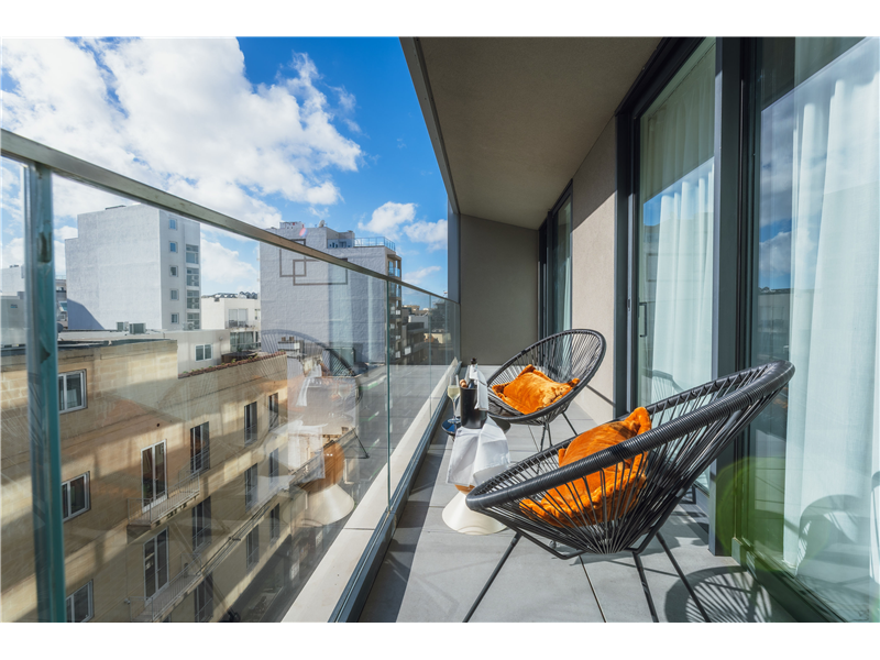 Apartment in St Julians - Image 1