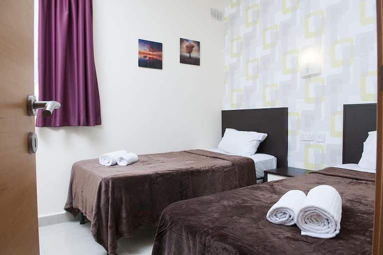 Two Bedroom Apartment in Sliema - thumbnail 8