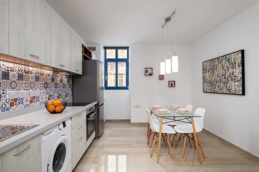 Two Bedroom Apartment in Hamrun - thumbnail 5