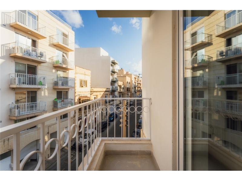 Two Bedroom Modern Apartment with Balcony in Pieta - thumbnail 8