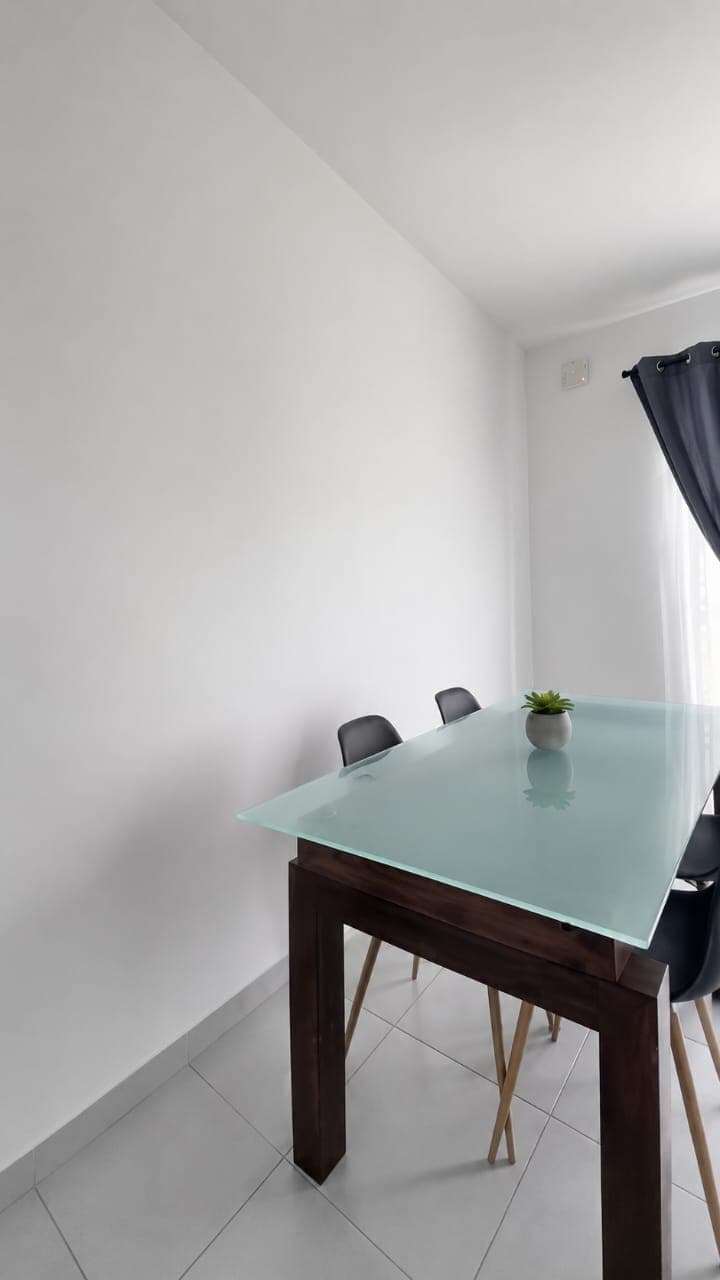 Two Bedroom Seafront Apartment in Qawra - thumbnail 8