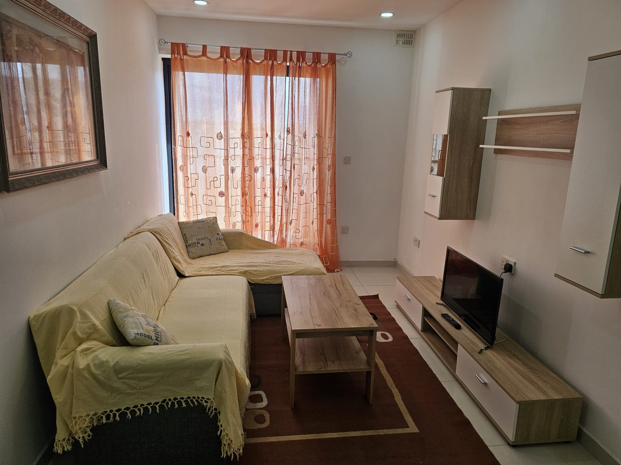 Apartment in Gzira - Photo 1 of 9