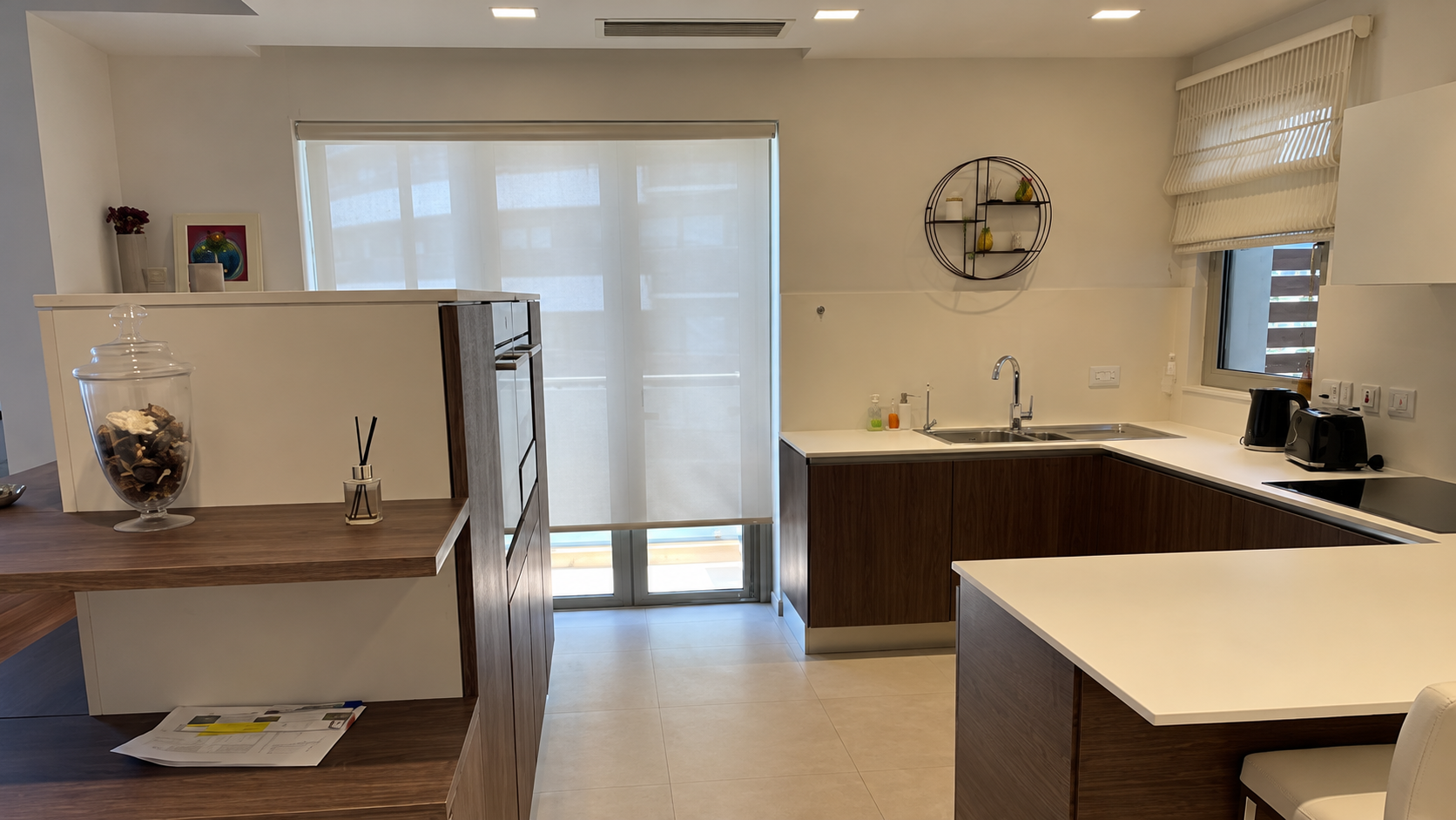 Three Bedroom Luxury Seafront Apartment in Tigne - thumbnail 4