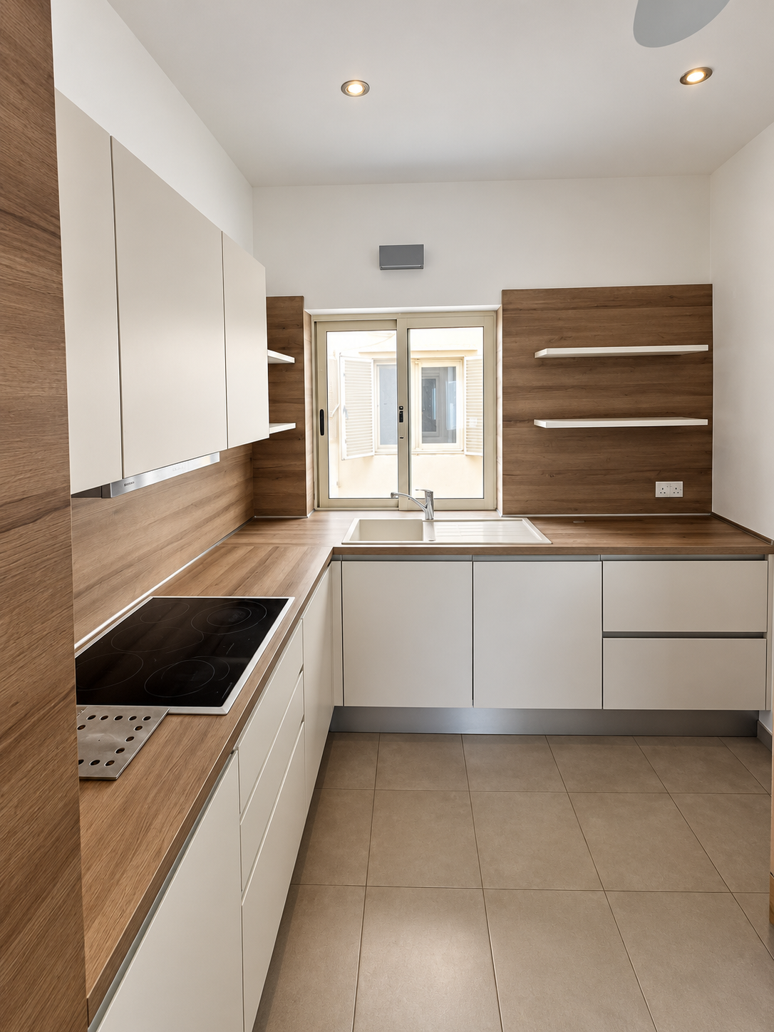 Three Double Bedroom Apartment with a Balcony in Balzan - thumbnail 7