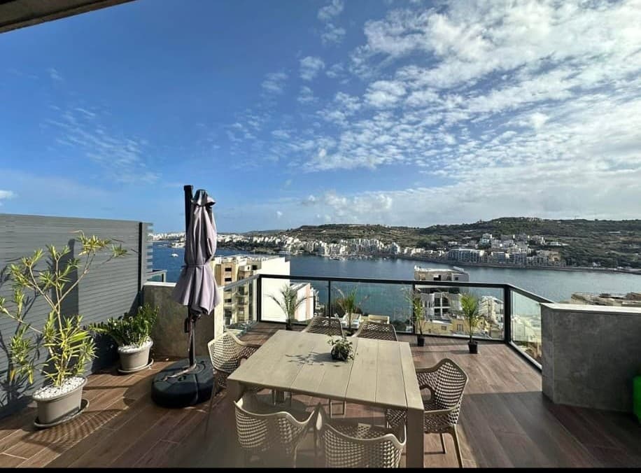 Penthouse in Xemxija - Photo 1 of 9