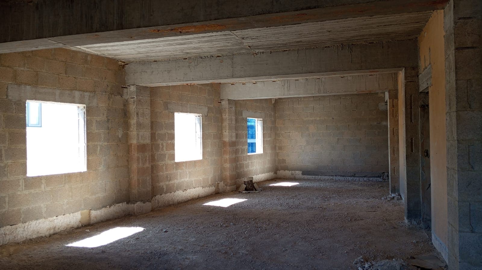 390 Sqm Office Block For Sale in  - thumbnail 2