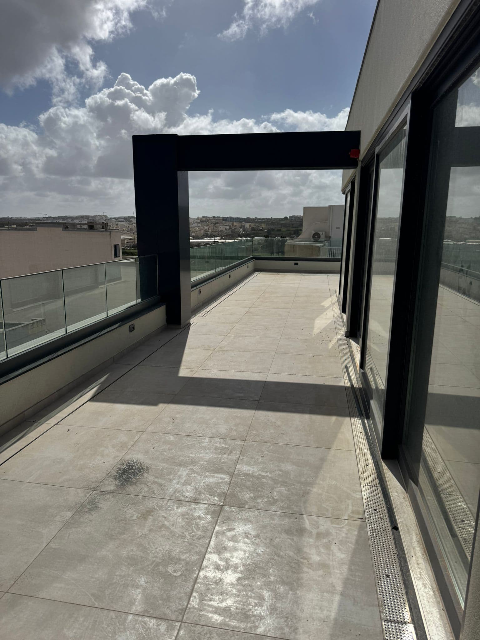 Office block in Mriehel - Photo 1 of 1