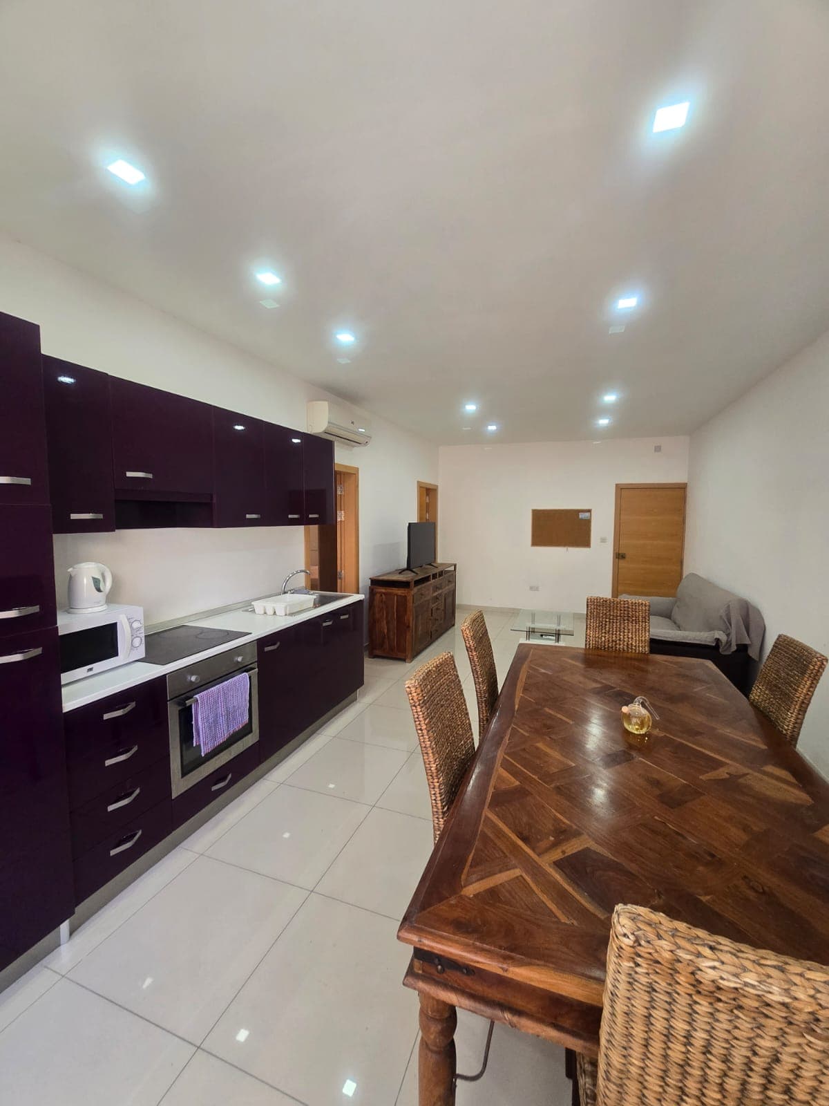 Apartment in St. Julians - Photo 1 of 7