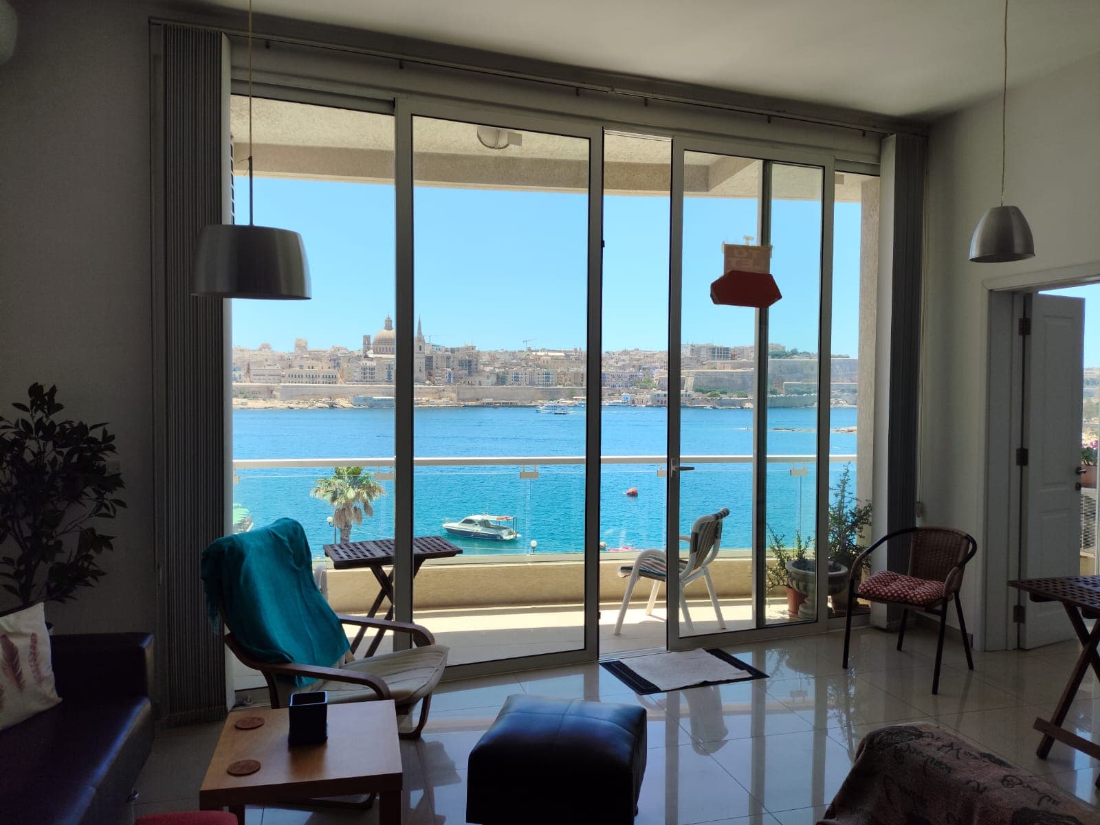 Apartment in Sliema - Photo 1 of 19