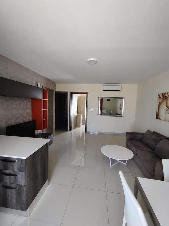 One Bedroom Large Apartment with Terrace in Msida - thumbnail 4