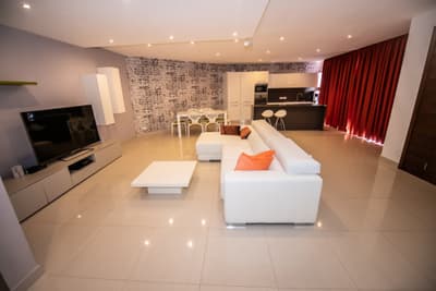 Three bedroom Maisonette with Terrace in Swieqi - thumbnail 3