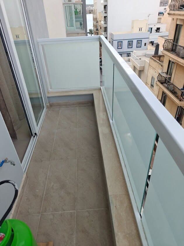 Two Bedroom Apartment with Side Sea views in St. Pauls Bay - thumbnail 5