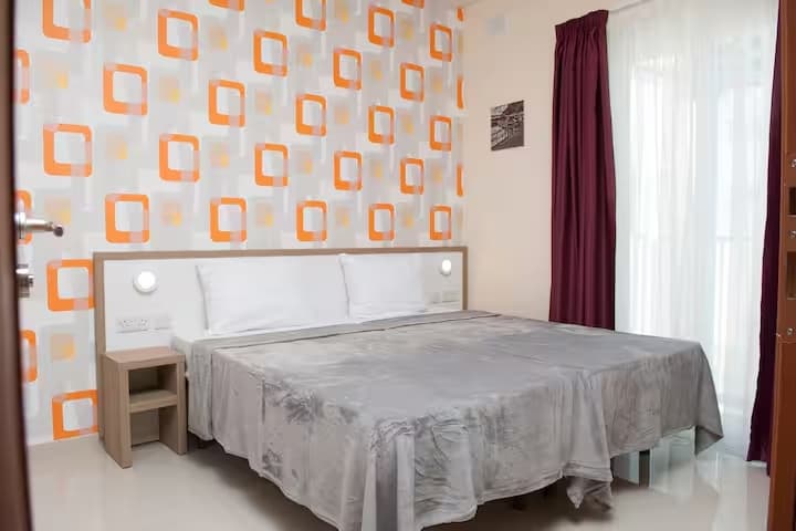 One Bedroom Apartment in Sliema  - thumbnail 3