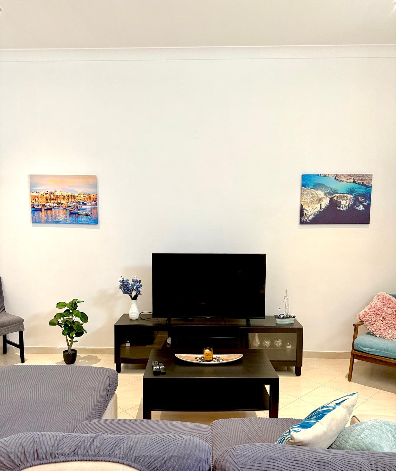 Maisonette in Pembroke - Photo 1 of 18