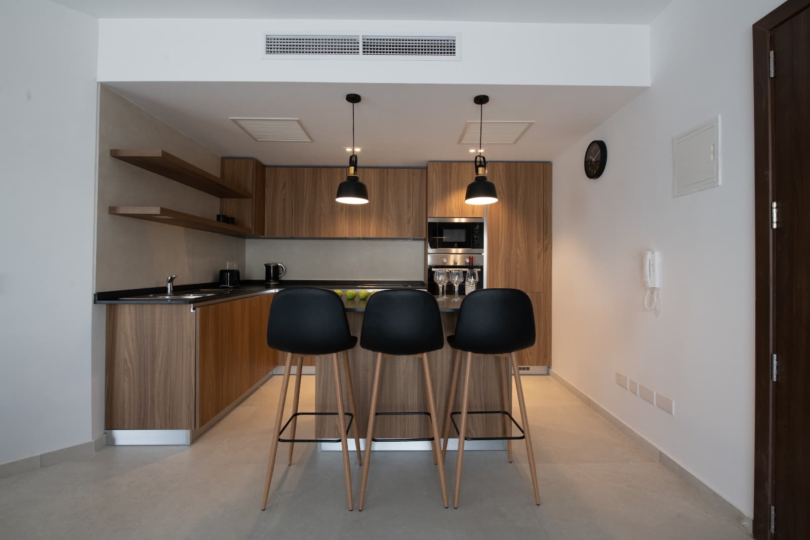 Penthouse with Jacuzzi in Sliema  - thumbnail 3