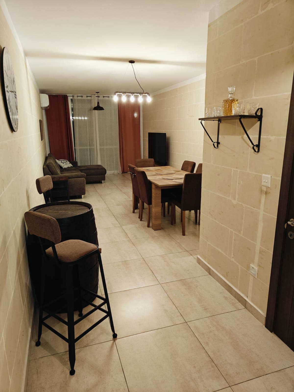 Apartment in Victoria - thumbnail 2