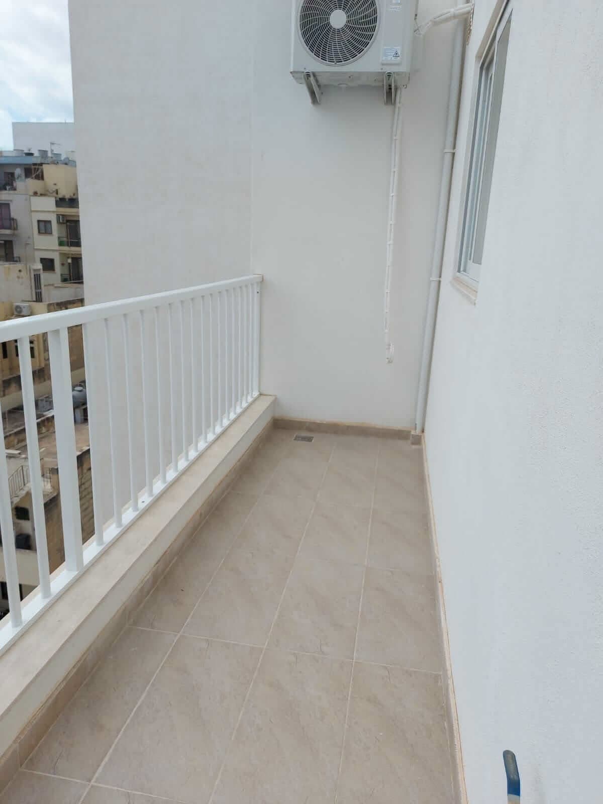 Two Bedroom Apartment with Side Sea views in St. Pauls Bay - thumbnail 4