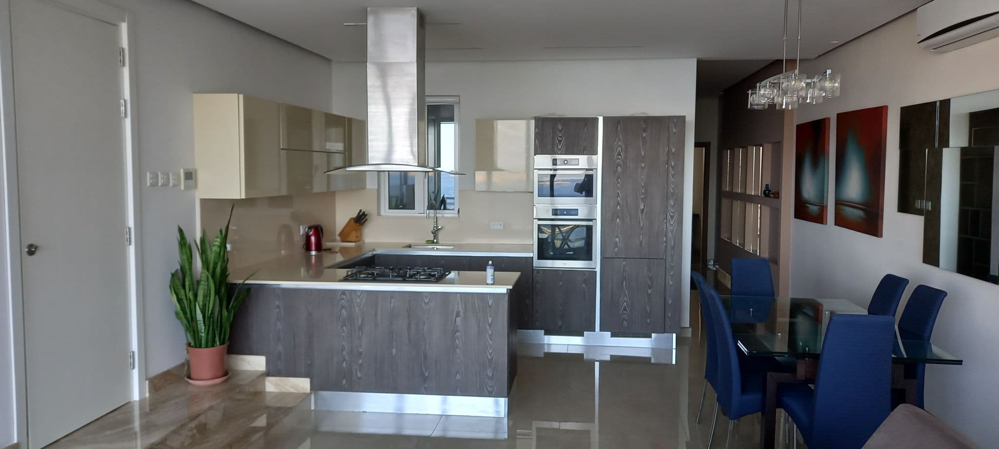Seafront Apartment in St Pauls Bay  - thumbnail 11
