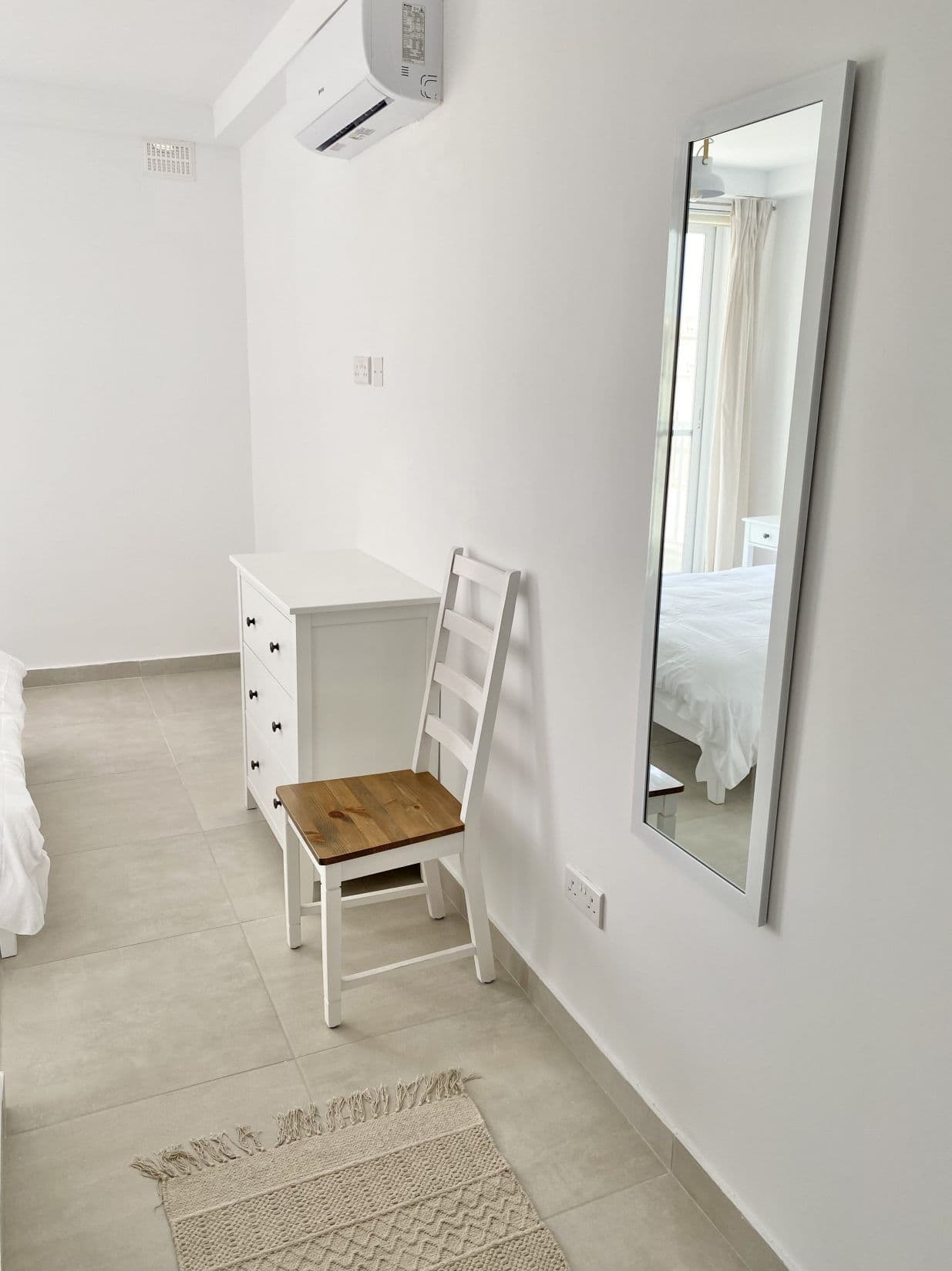 Three bedroom Apartment with a Large Terrace in Msida - thumbnail 18