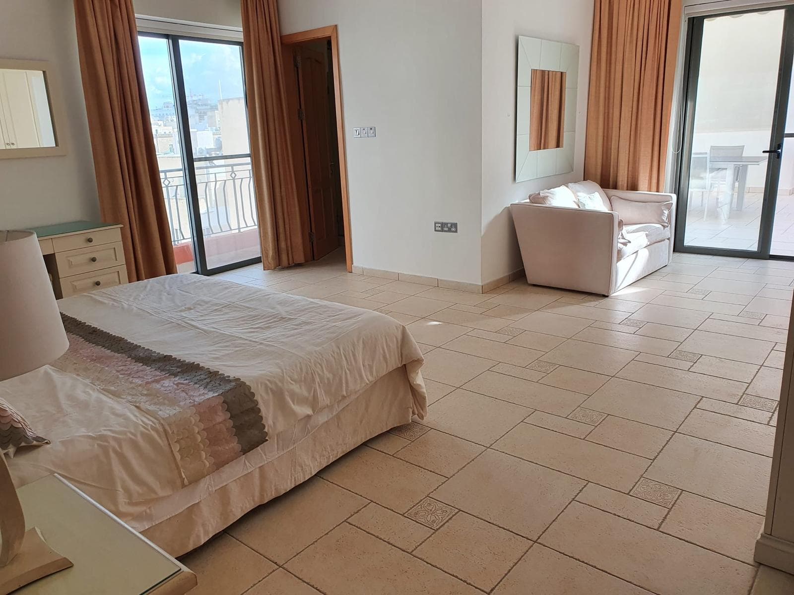 Apartment in Sliema - thumbnail 14