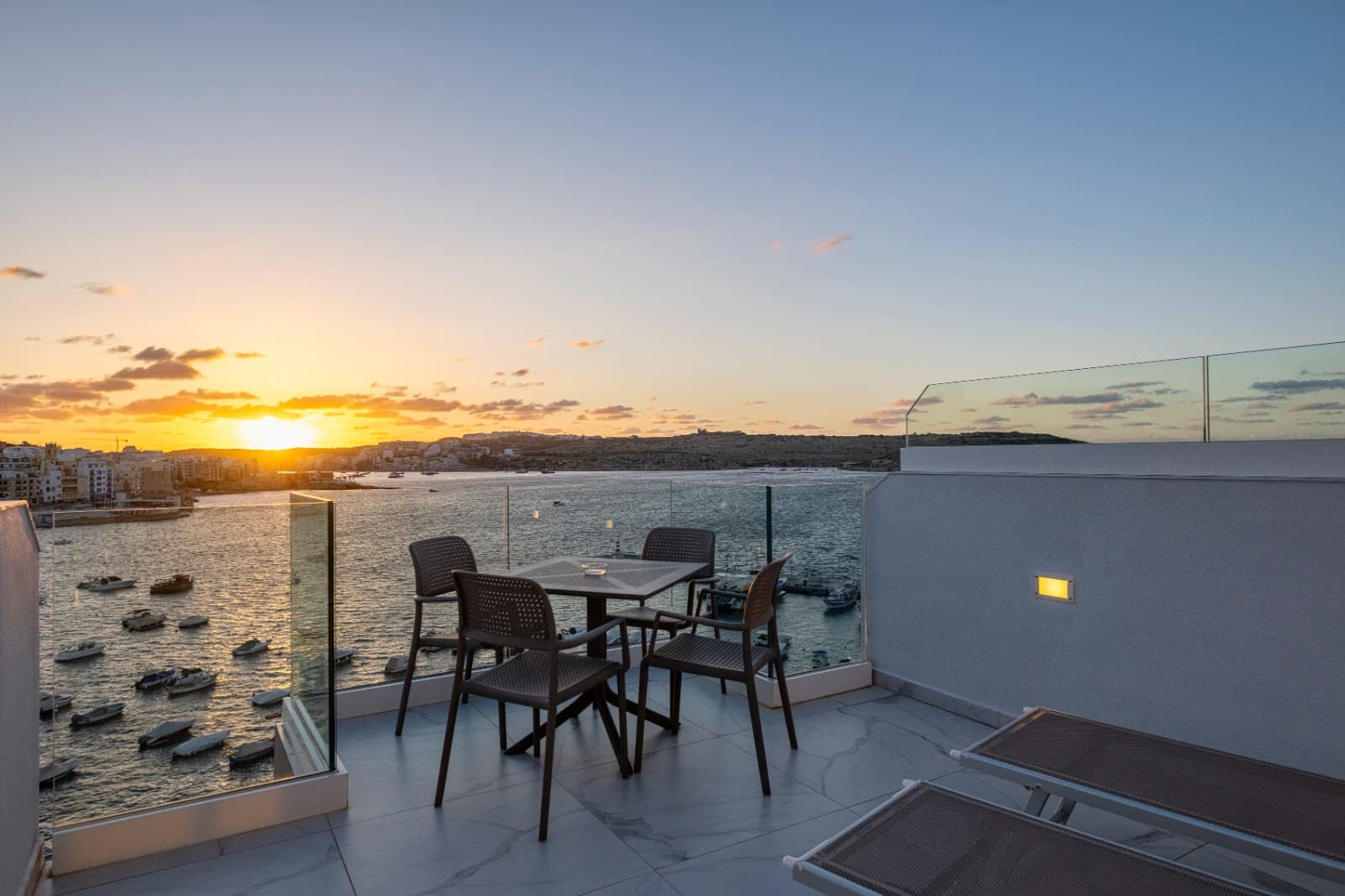 One Bedroom Seafront Duplex Penthouse in St Paul's Bay - thumbnail 2