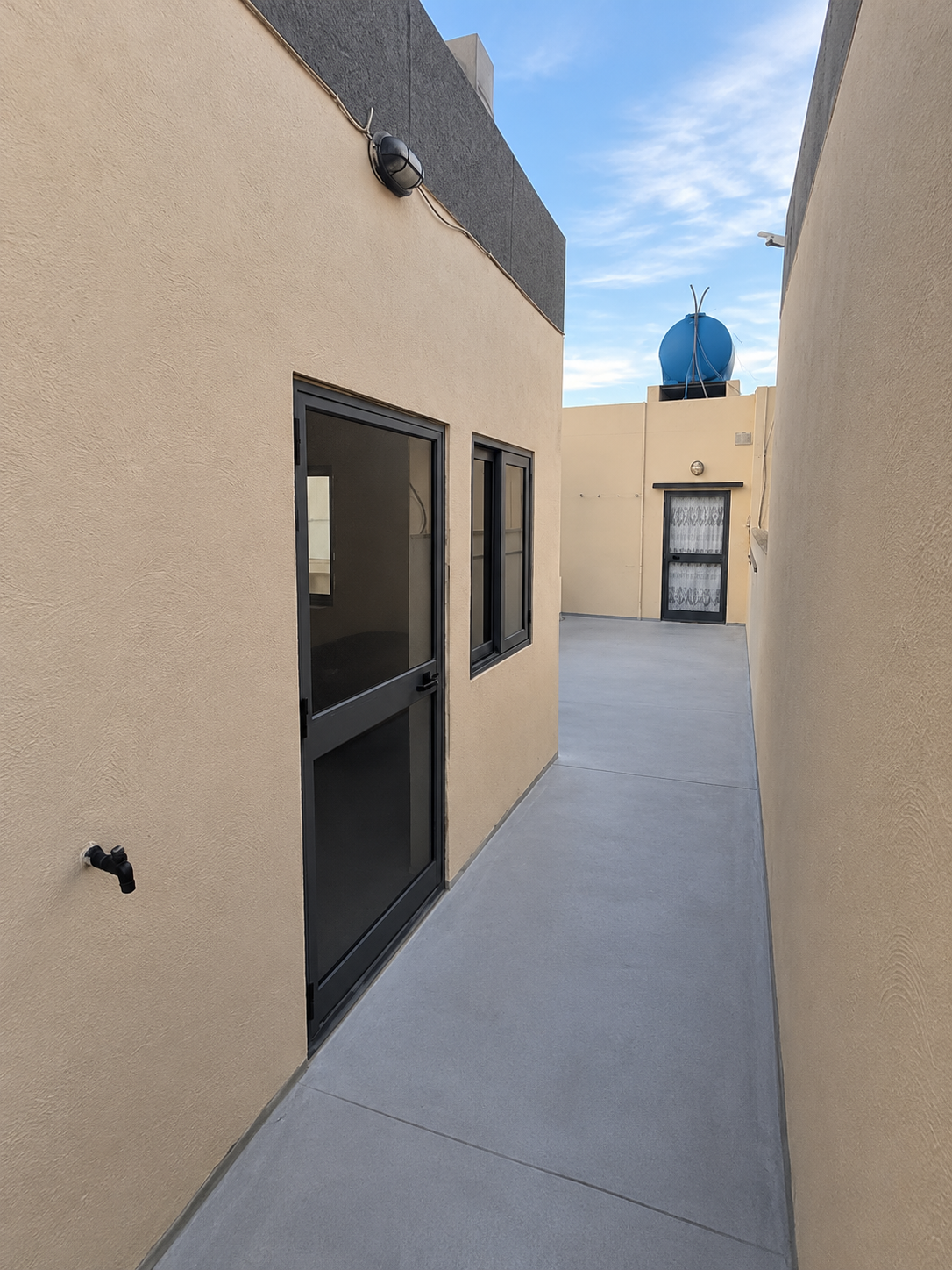 Two Bedroom Pet Friendly Apartment in Siggiewi - thumbnail 10