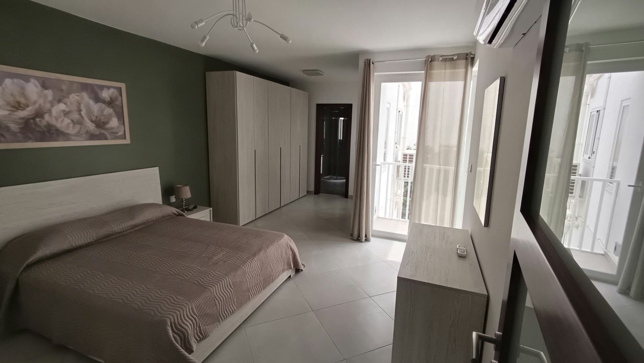 Three Bedroom Apartment with a Large Terrace and Valley Views in Mosta - thumbnail 14