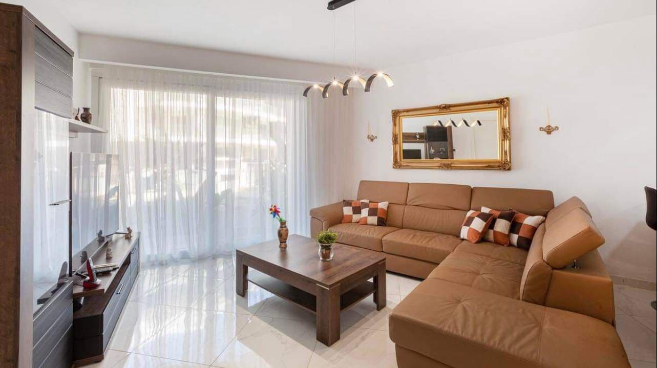Three Bedroom Apartment with a Pool and Gym in Swieqi - thumbnail 6