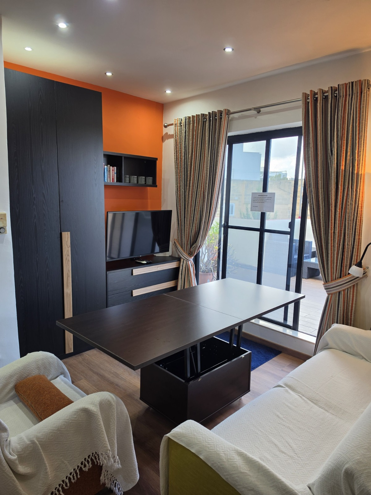 Two Bedroom Luxury Penthouse with Private Terraces in Ta' Xbiex - thumbnail 7