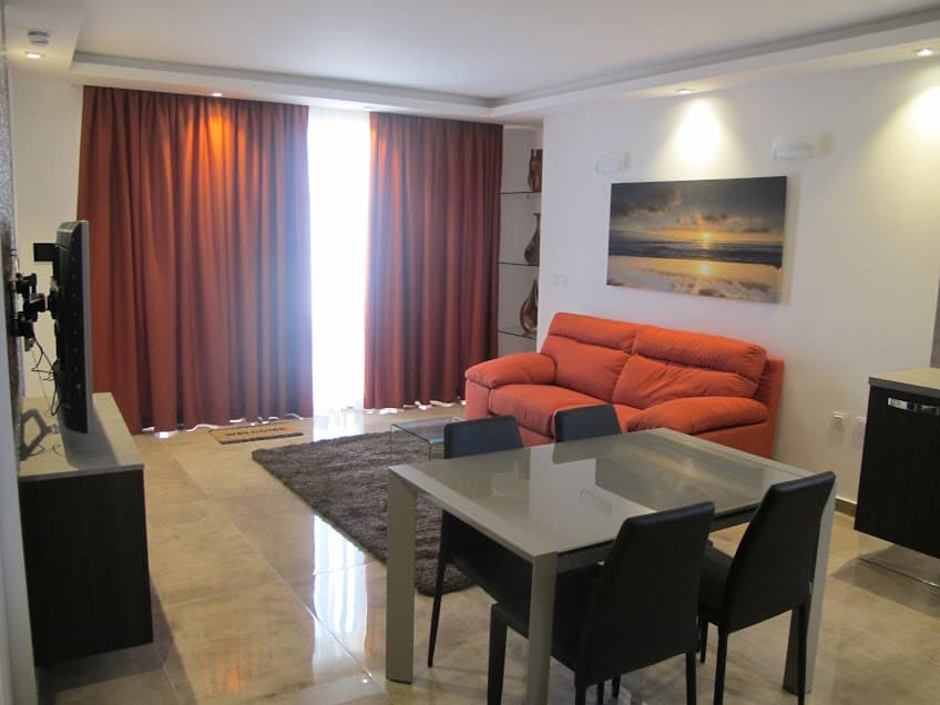 Penthouse in Gzira - Photo 1 of 15