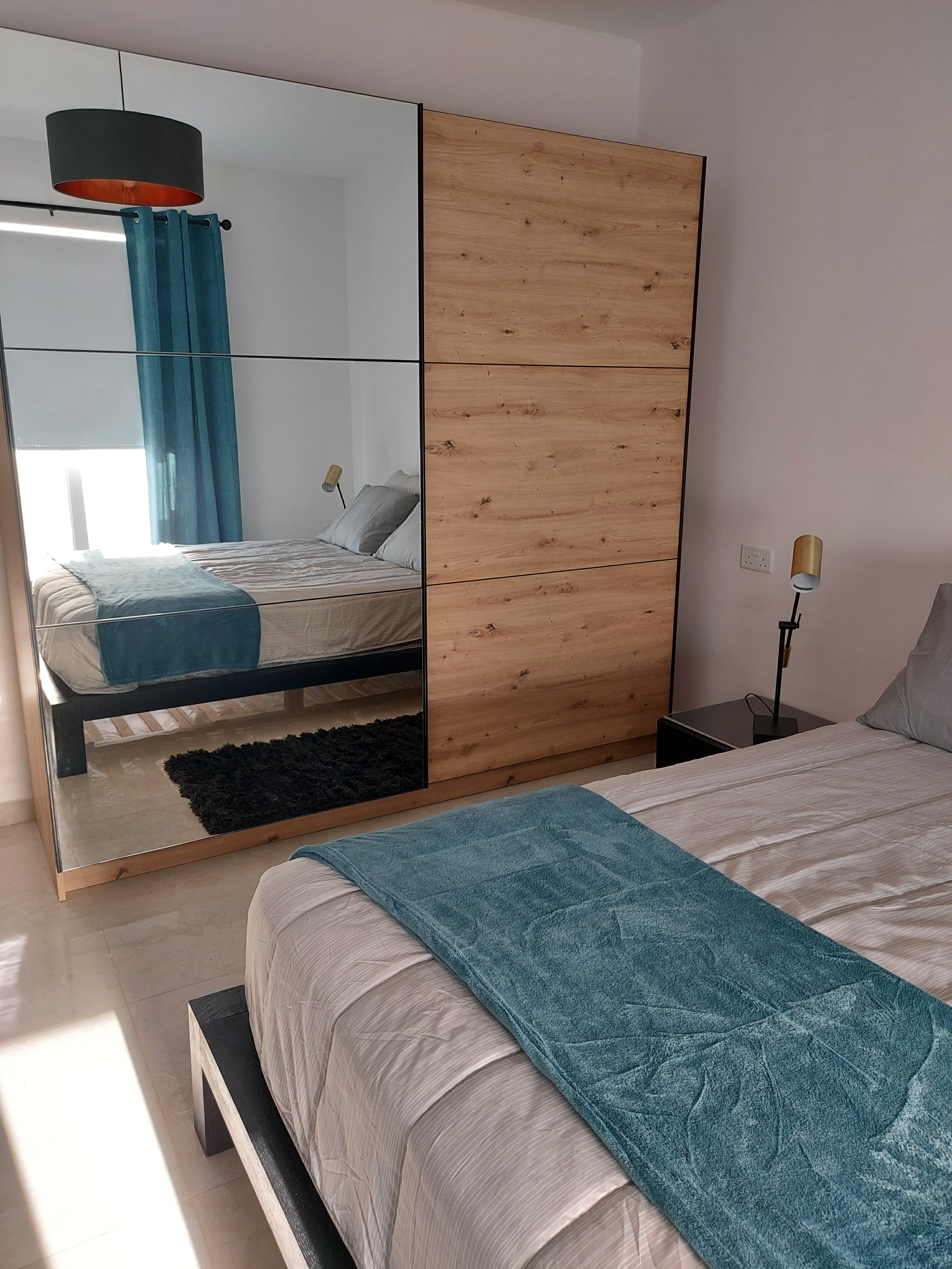 Two Bedroom Penthouse with Large Terrace in Gzira - thumbnail 8