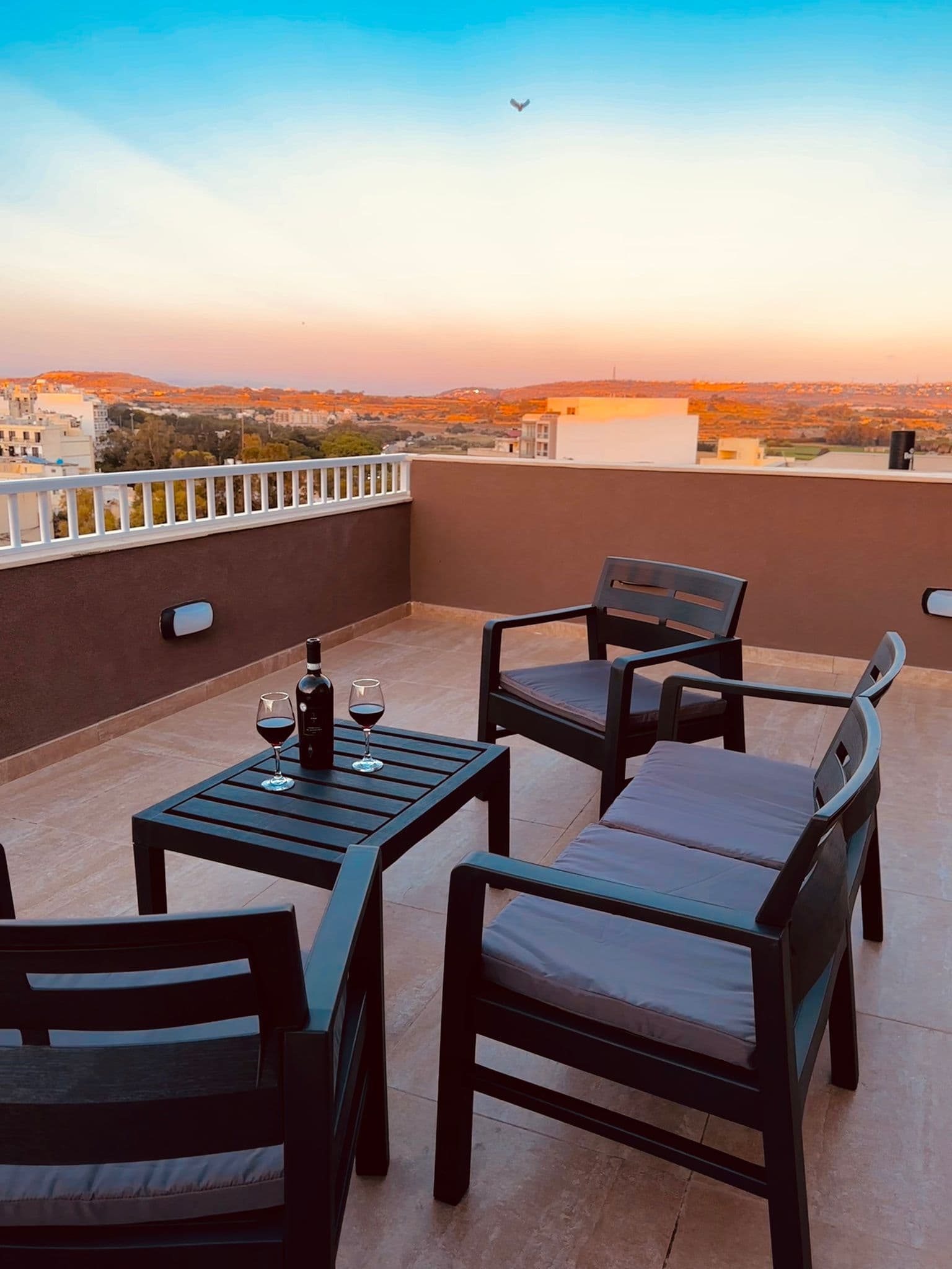 Penthouse in St. Paul's Bay - Photo 1 of 9