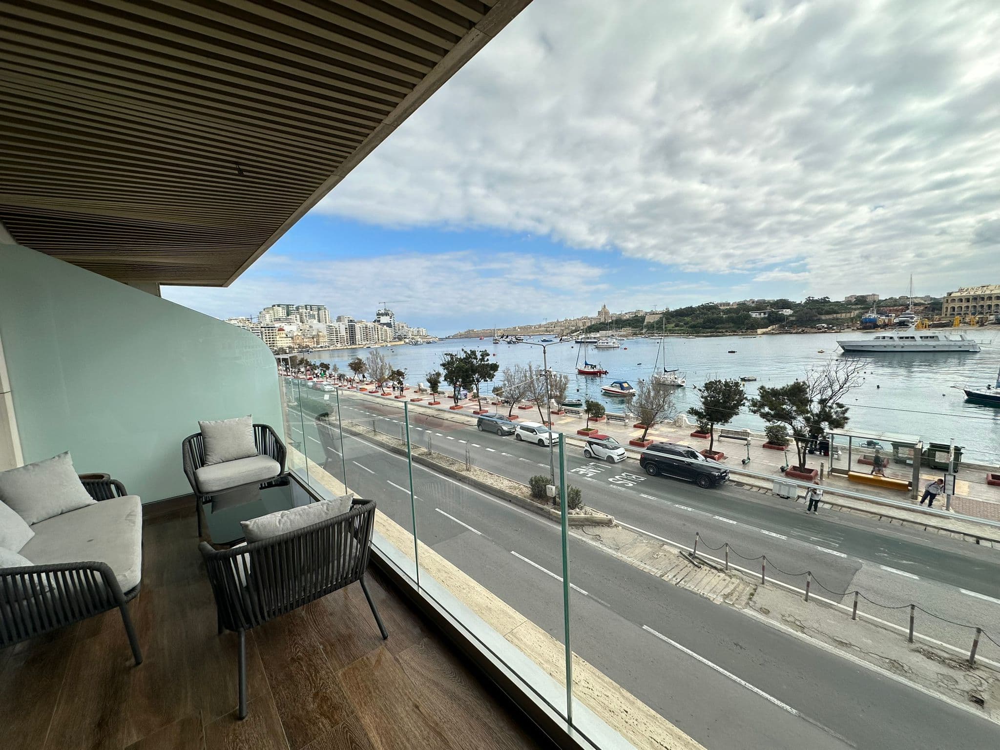 Apartment in Sliema - Image 1