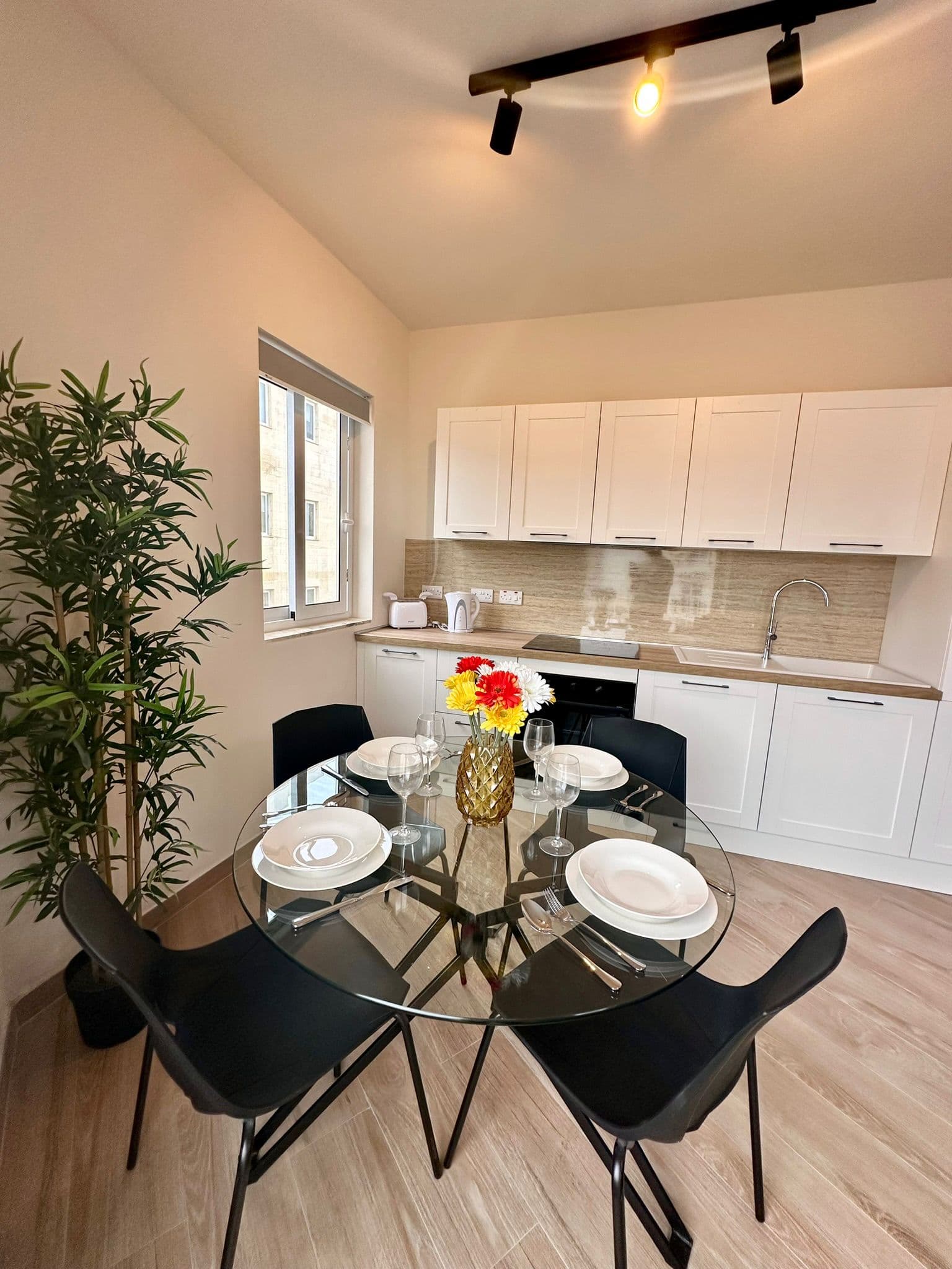 Apartment in Gzira - Photo 1 of 15