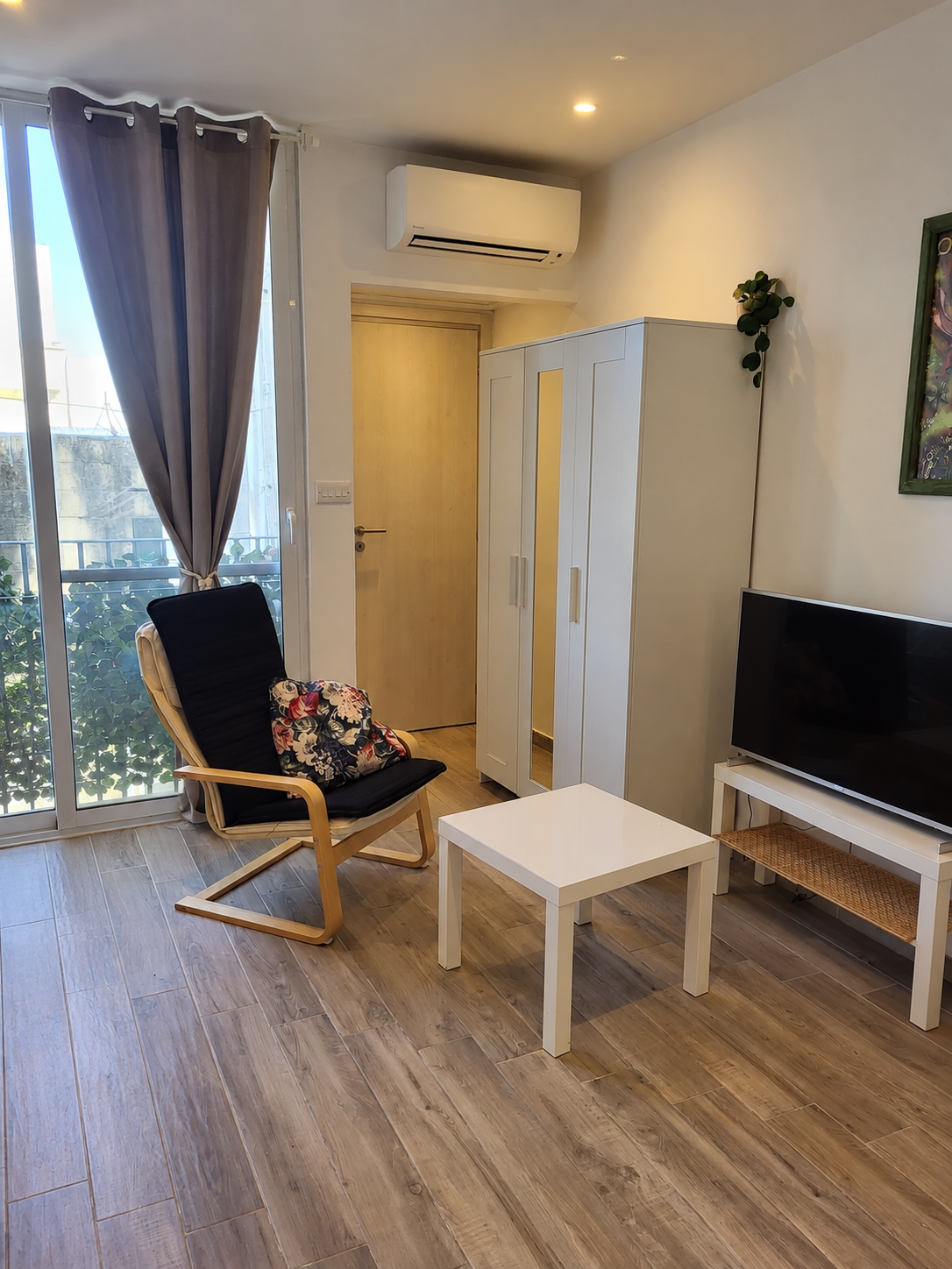 Studio Apartment in Sliema - Image 1