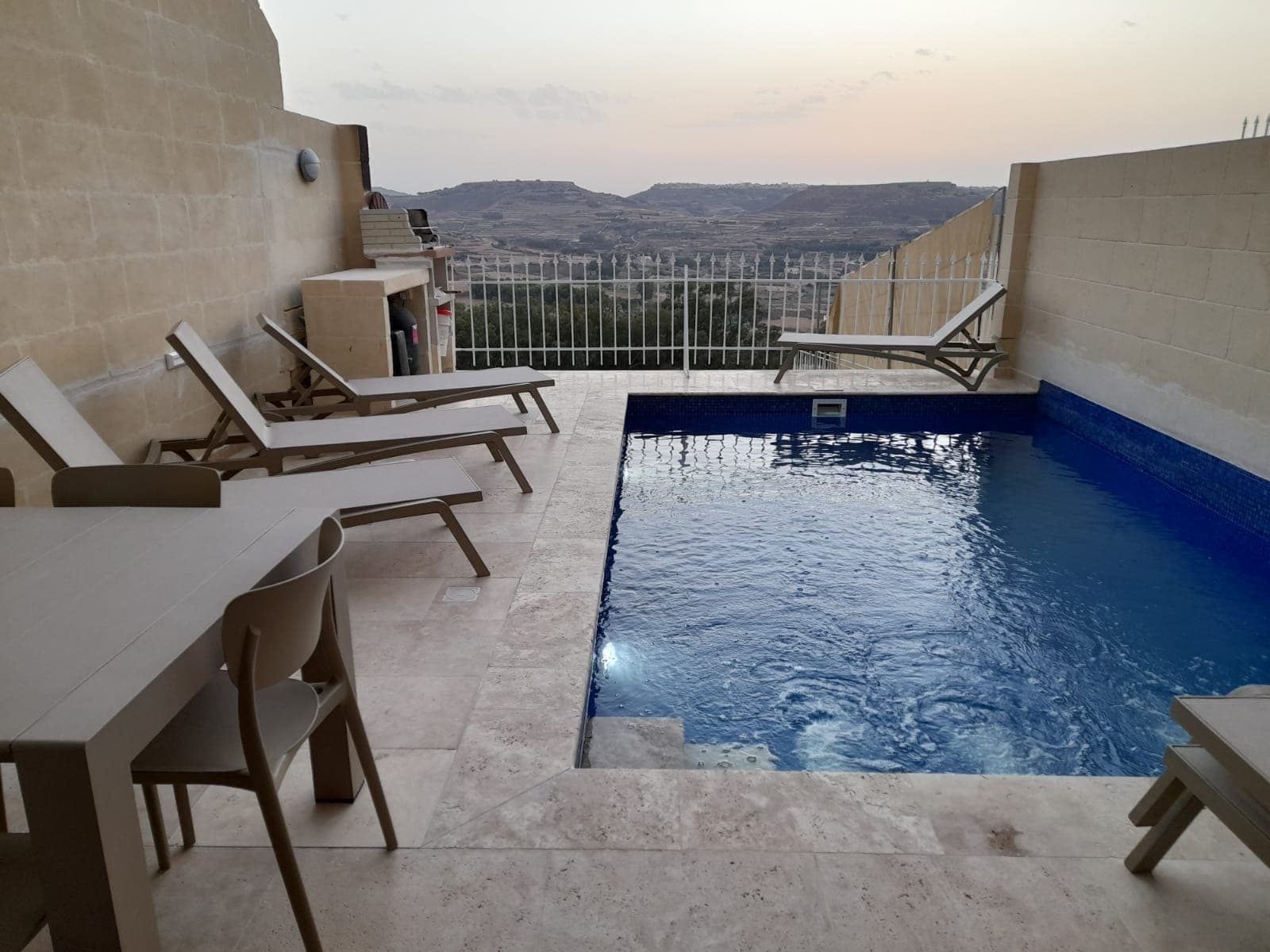 Apartment in Xaghra - thumbnail 8