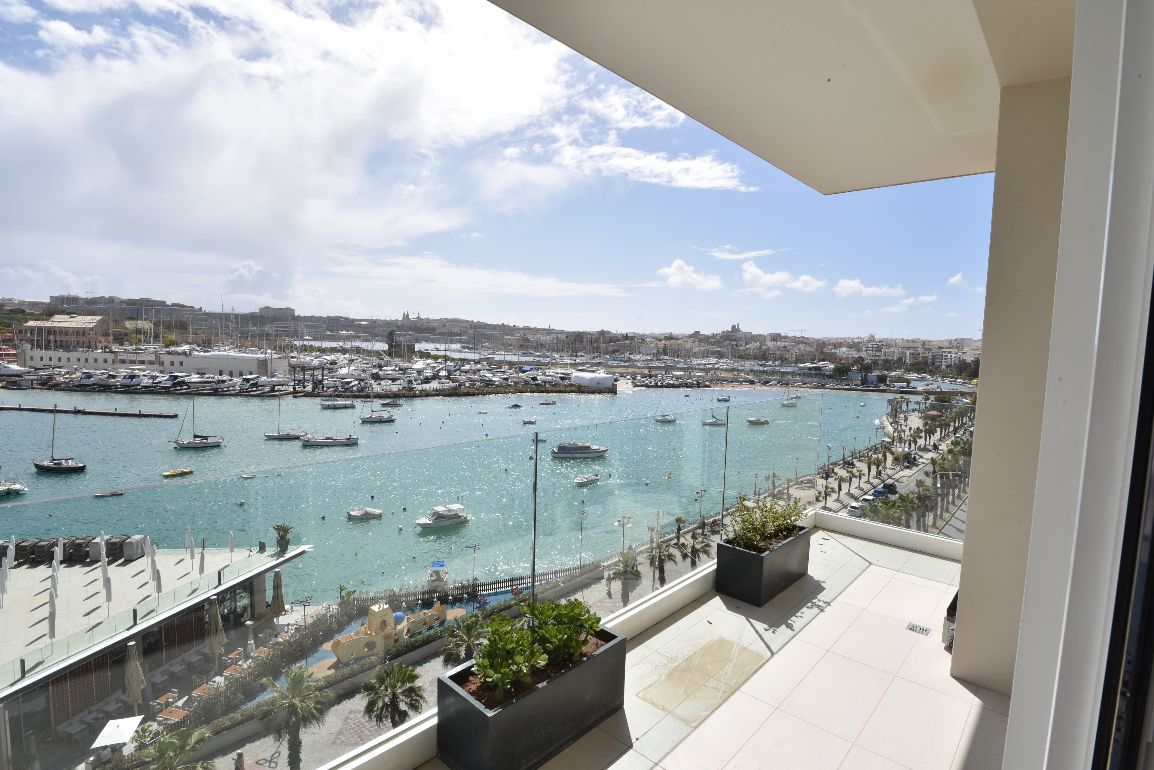 Office in Sliema - Image 1