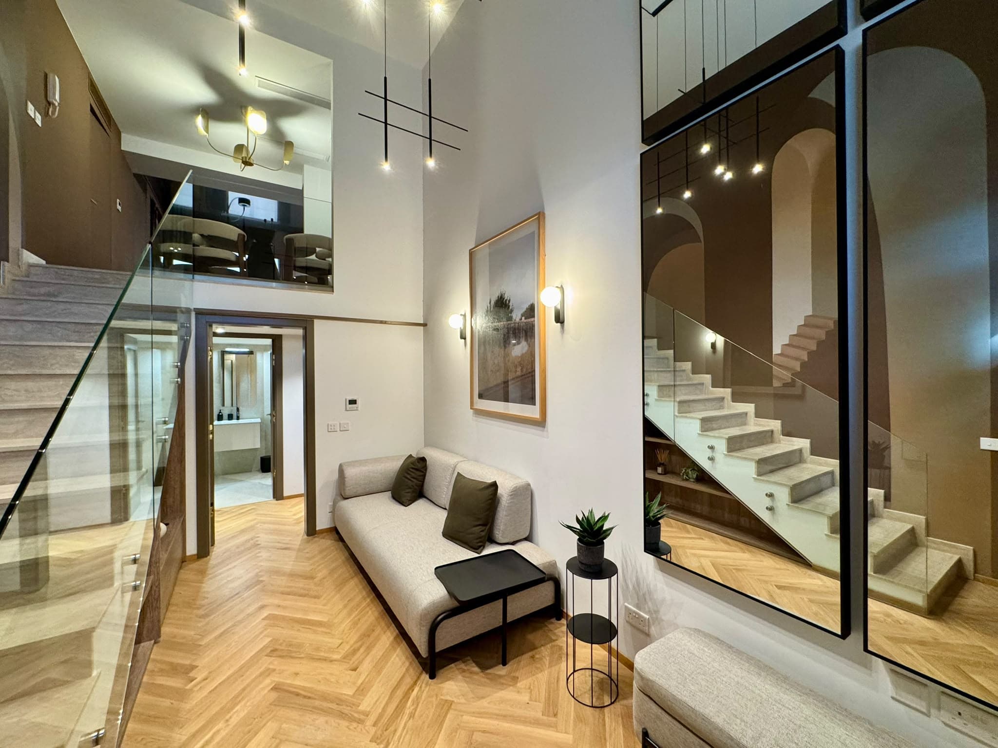 Seafront Duplex Maisonette in Floriana - thumbnail 3