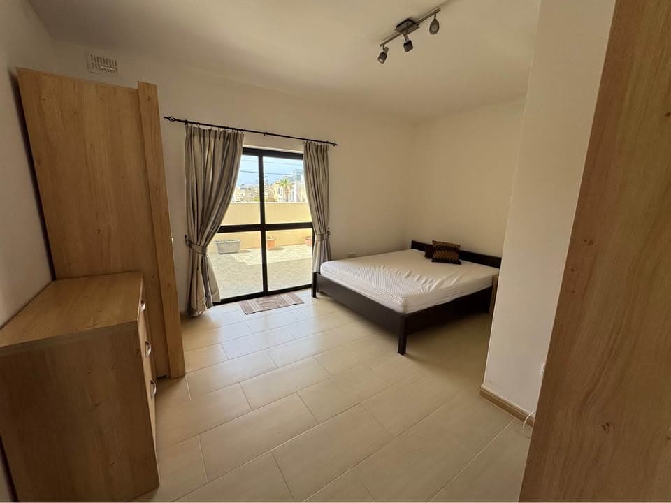 Duplex Maisonette in Pembroke - thumbnail 8