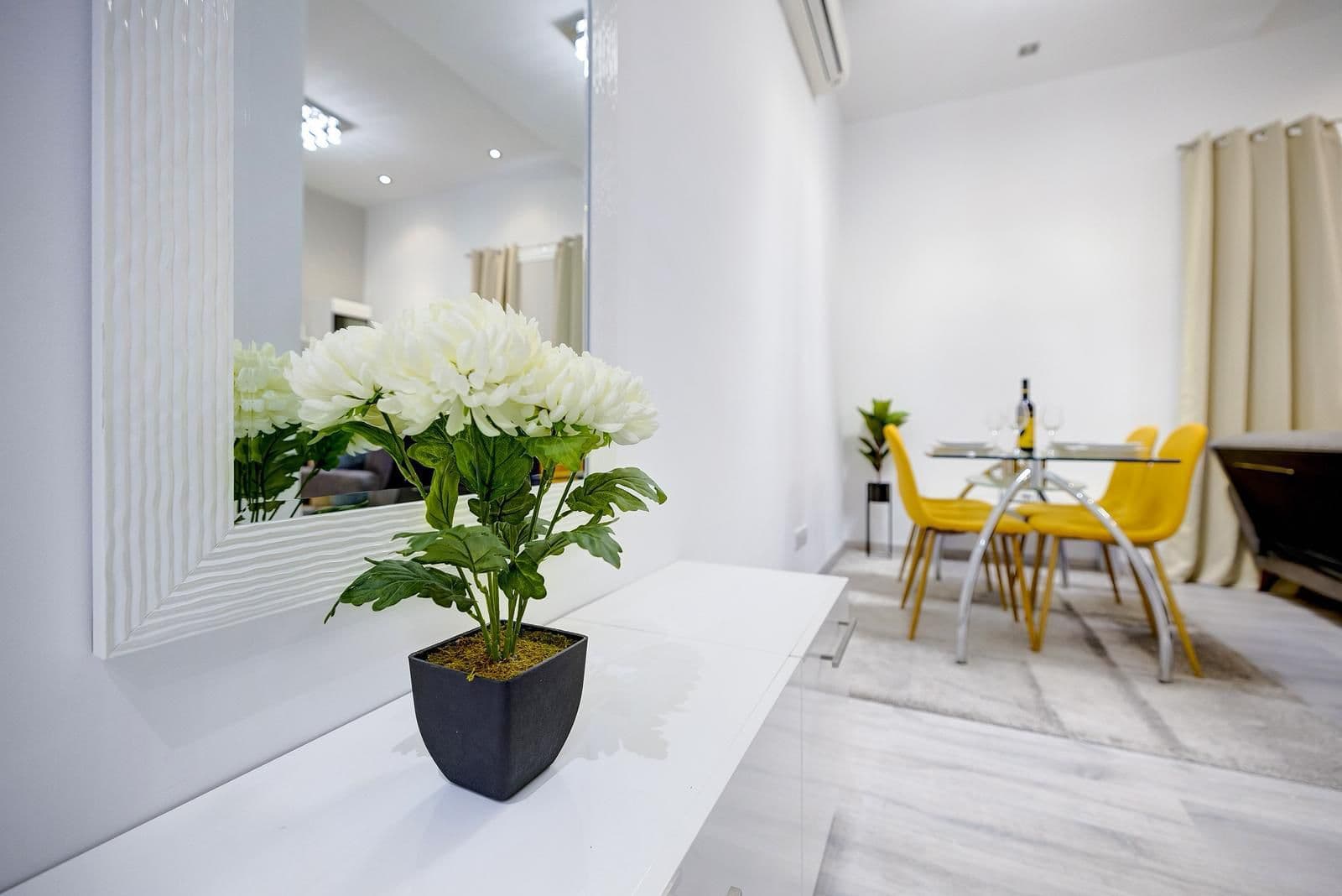 Apartment in Sliema - Image 1