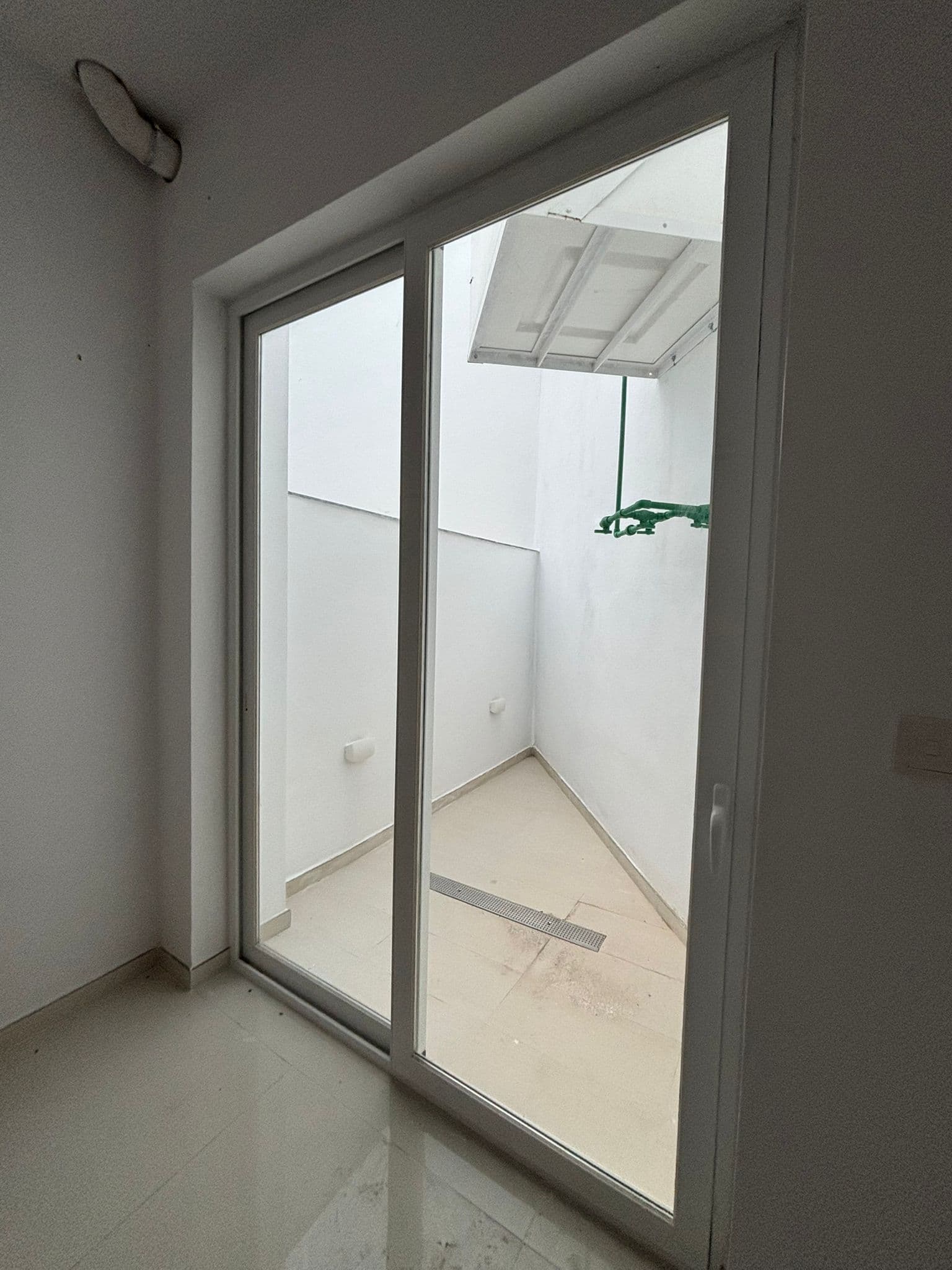 Office in Mosta - Image 1