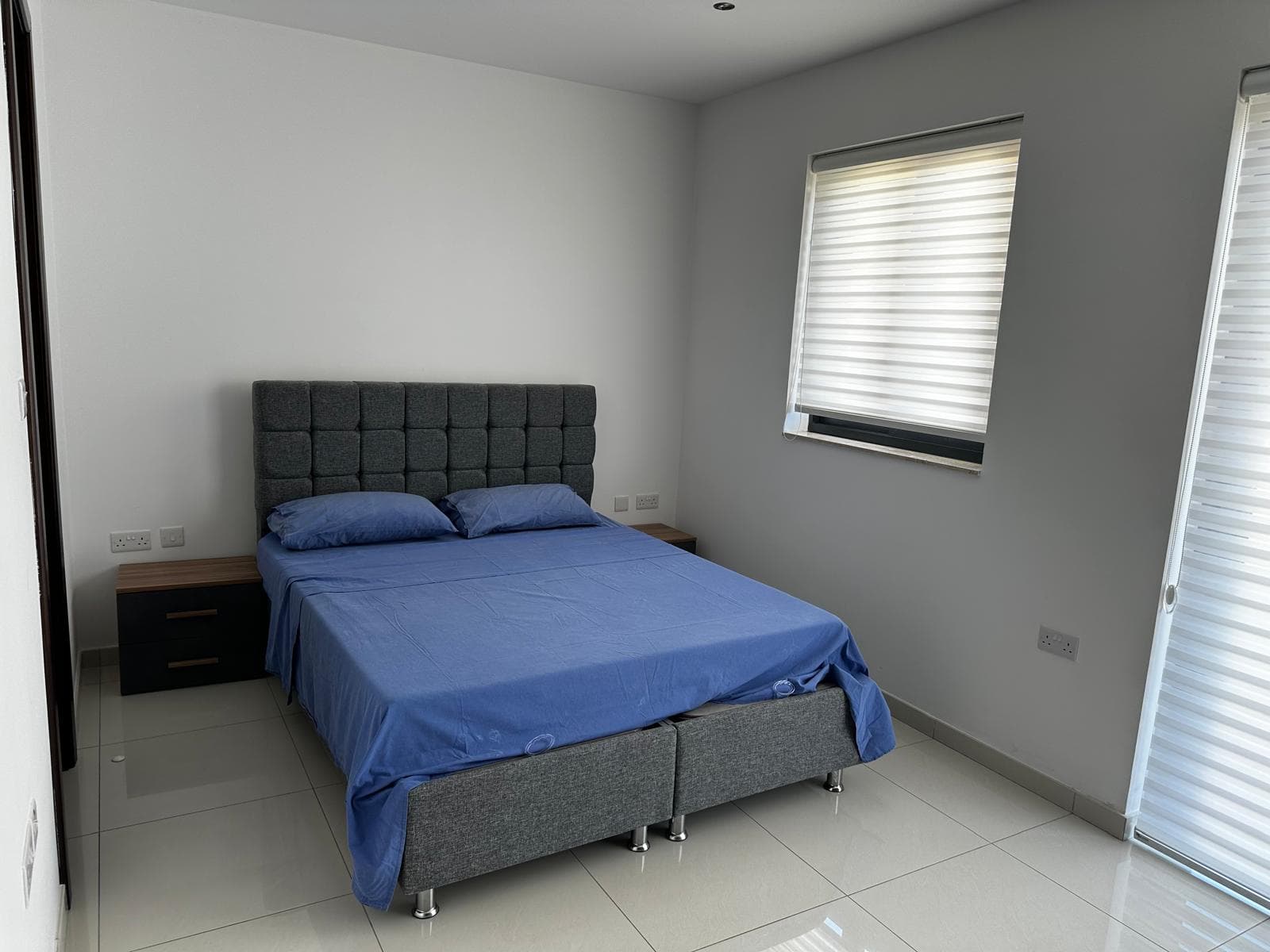 Seafront Apartment in Sliema - thumbnail 17