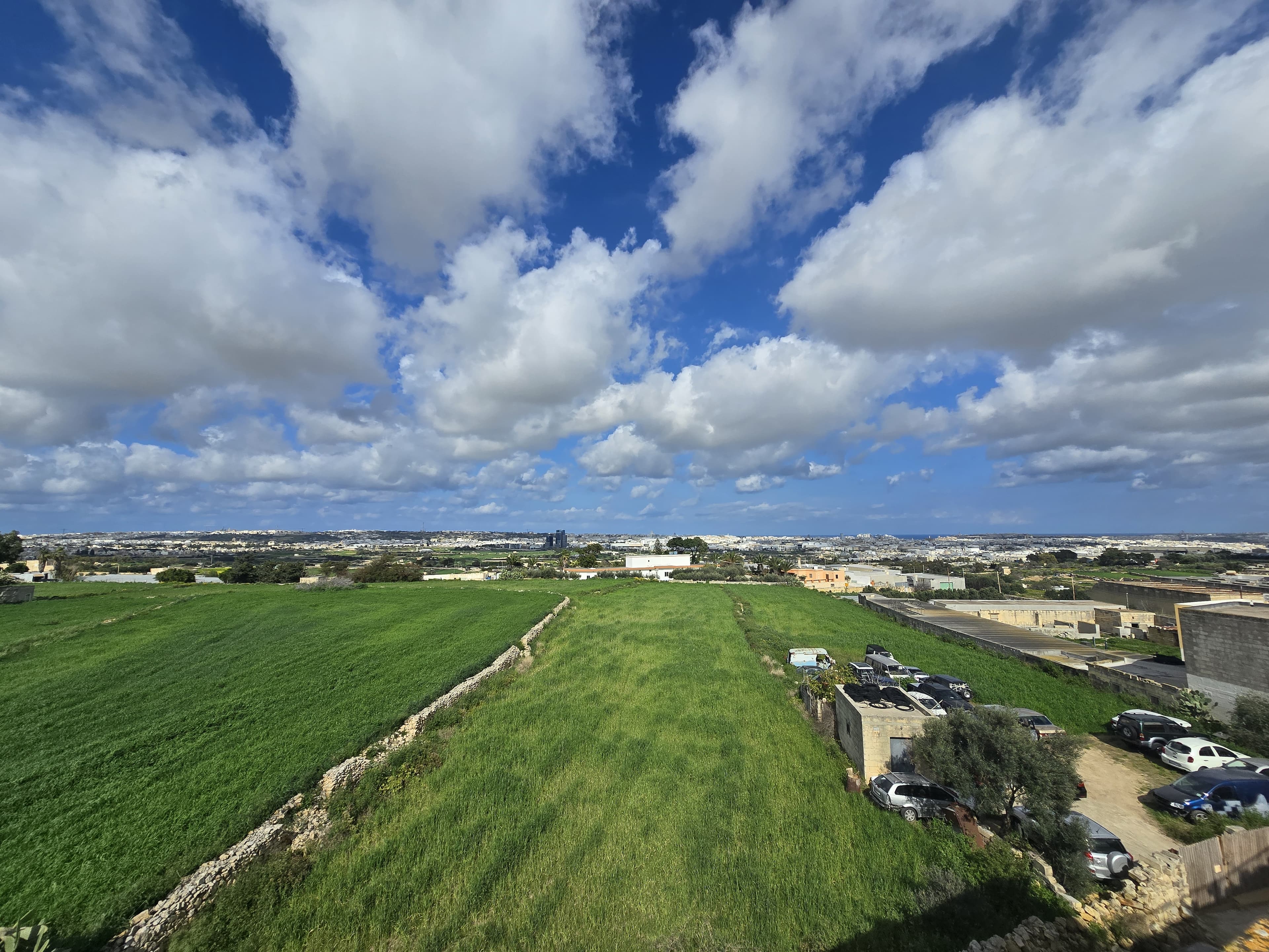 Office in Zebbug - Image 1