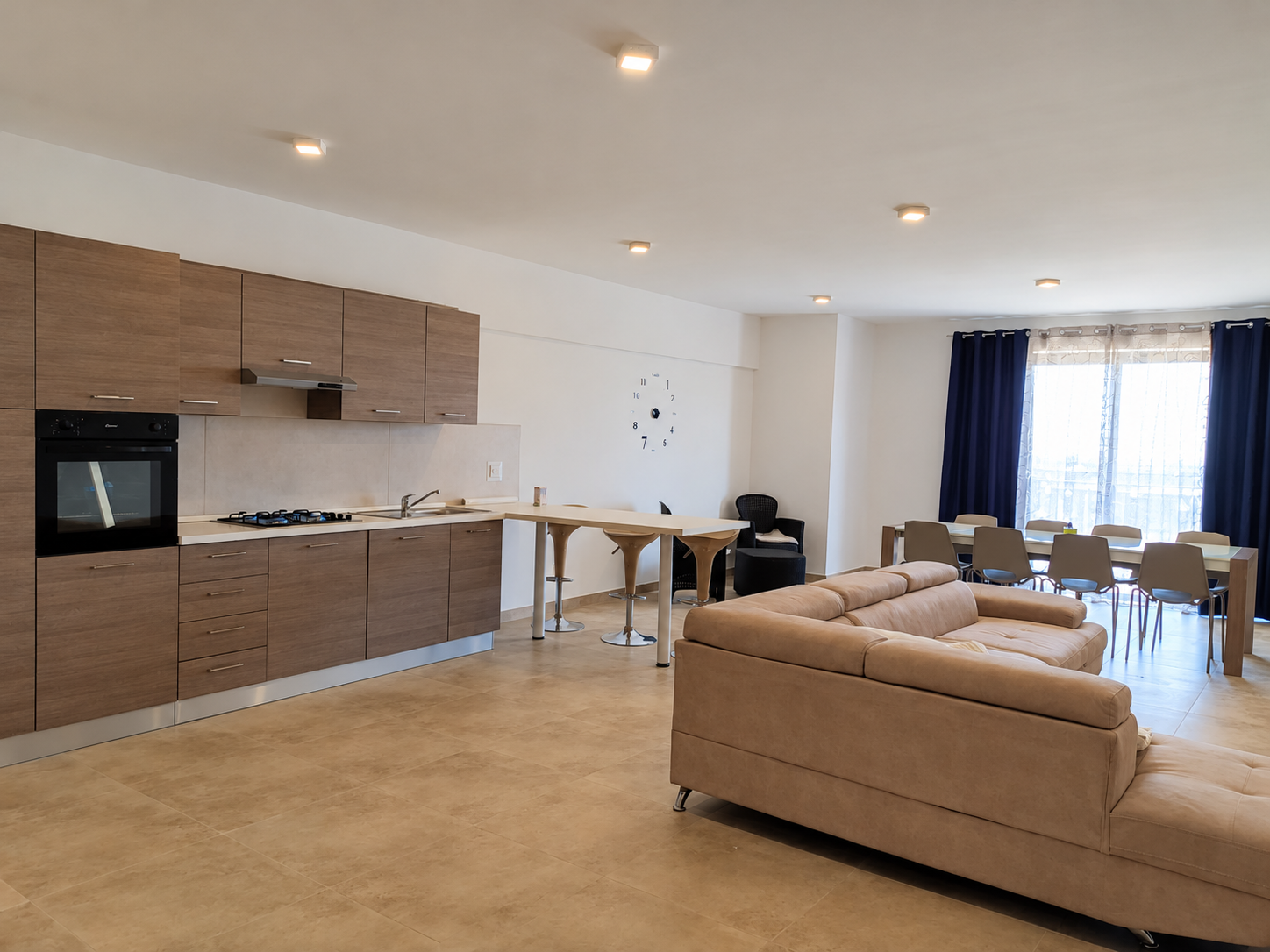 Three Bedroom Apartment with Seaview in Marsaskala  - thumbnail 4