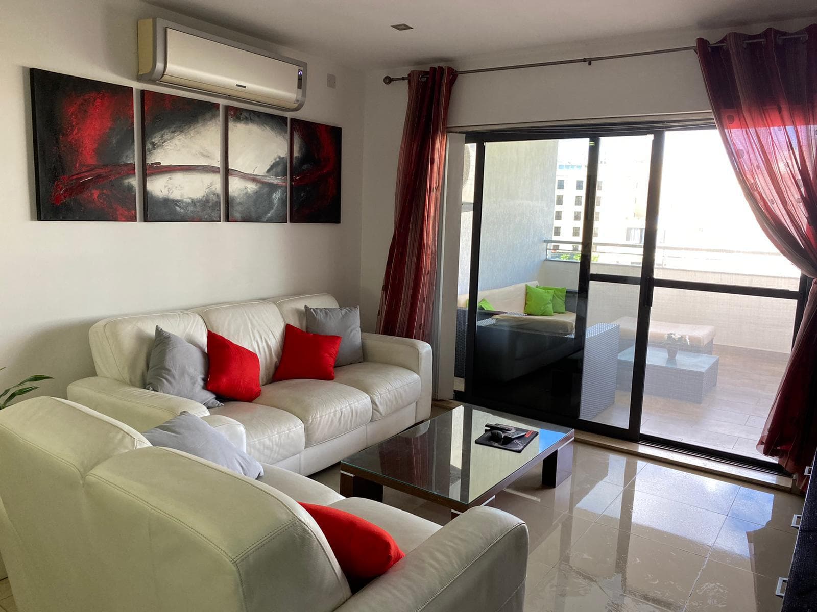 Penthouse in St. Julians - thumbnail 3