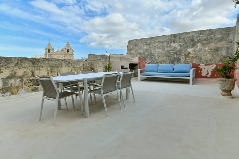 Townhouse in Mdina - Photo 1 of 10